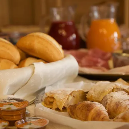 Hotel Bellaria Carano (Trentino)